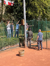 Trennnetze aufhängen